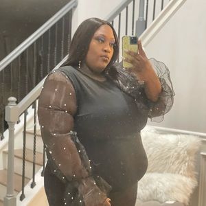 Meet your Posher, Mani